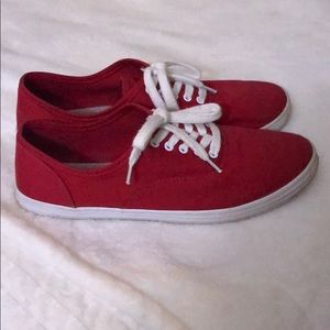 Red tennis shoes